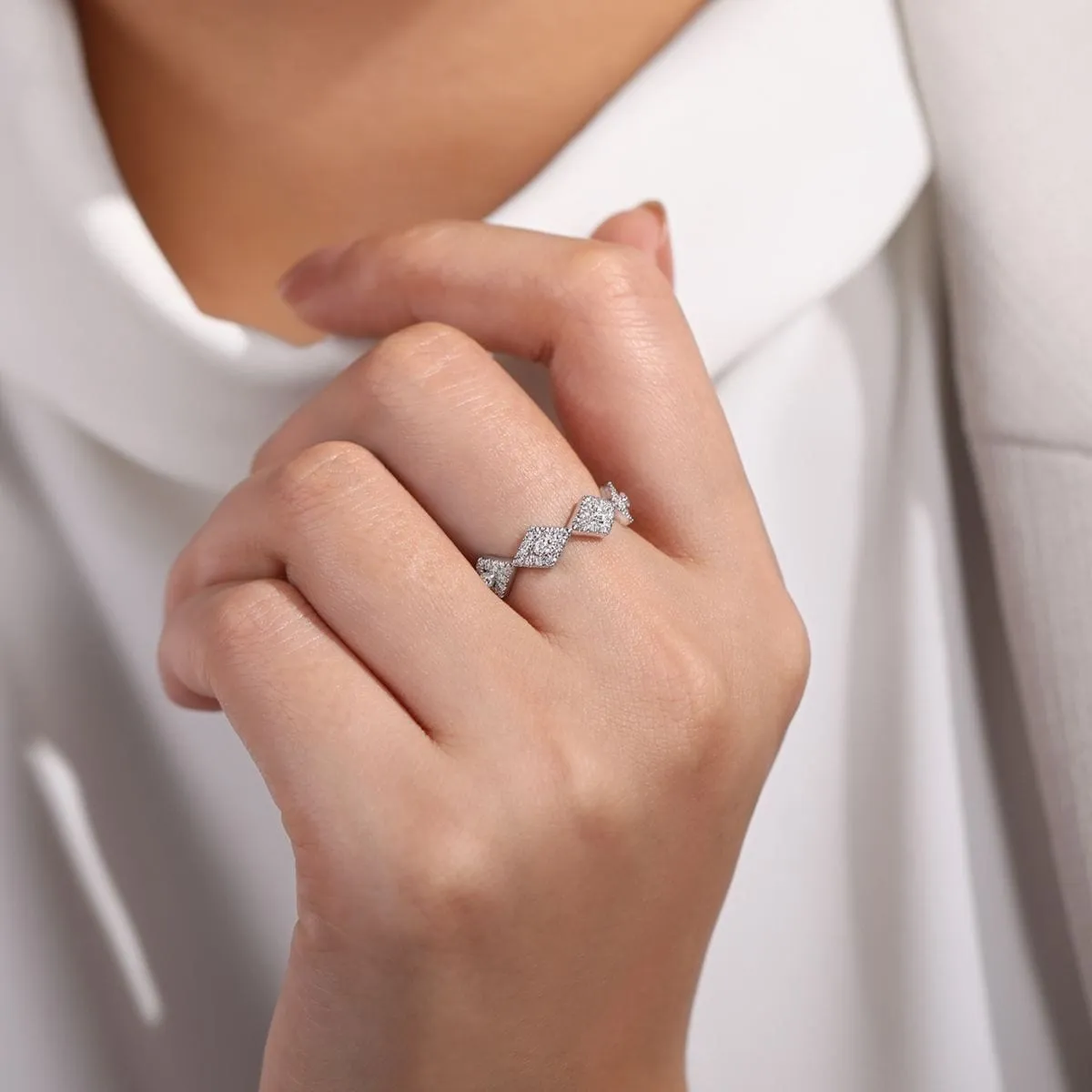 14K White Gold Diamond Station Stackable Ring - LR51683W45JJ