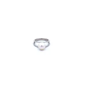 9ct White Gold Akoya Pearl Ring