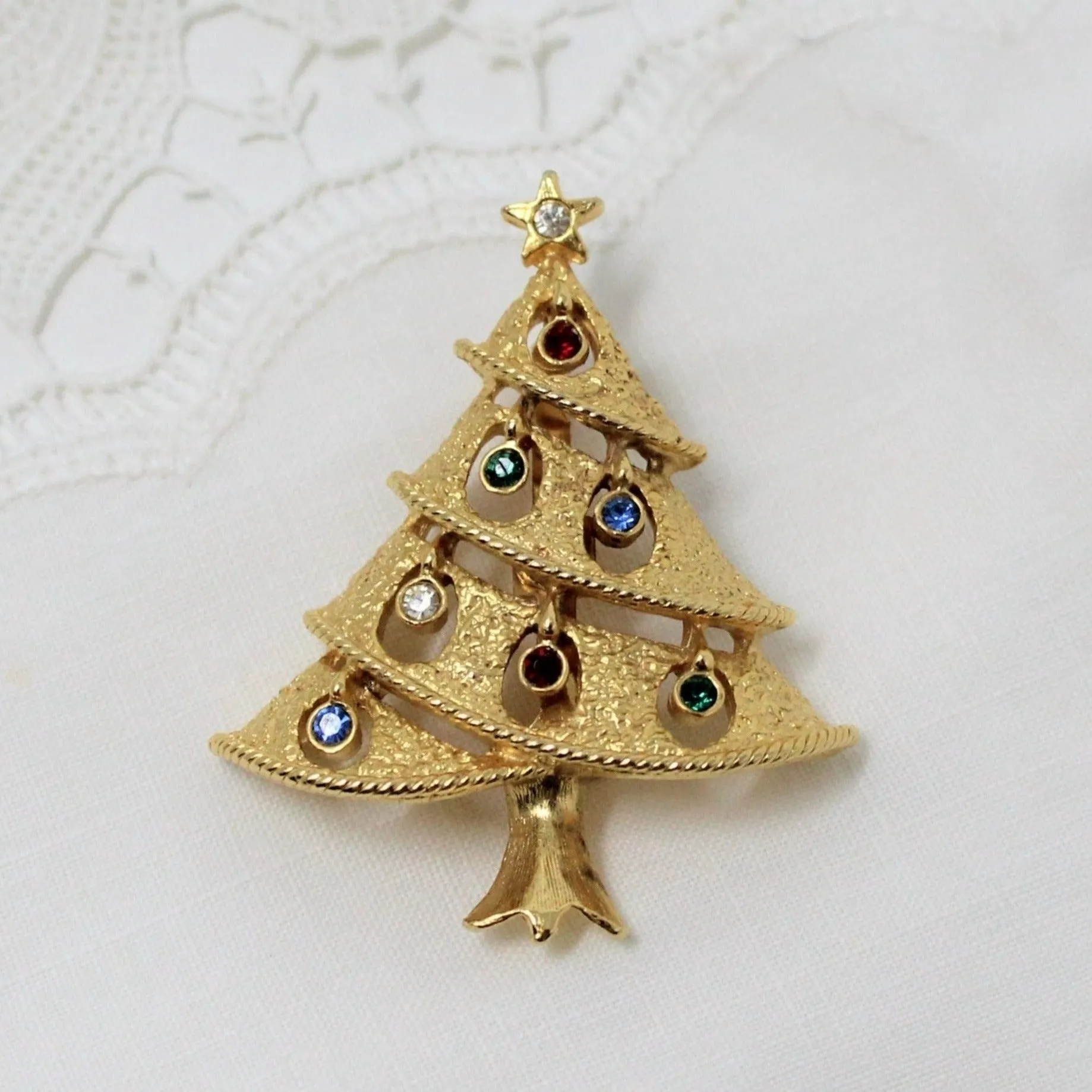 Brooch / Pin, JJ Jonette Christmas Tree, Gold Tone, Vintage