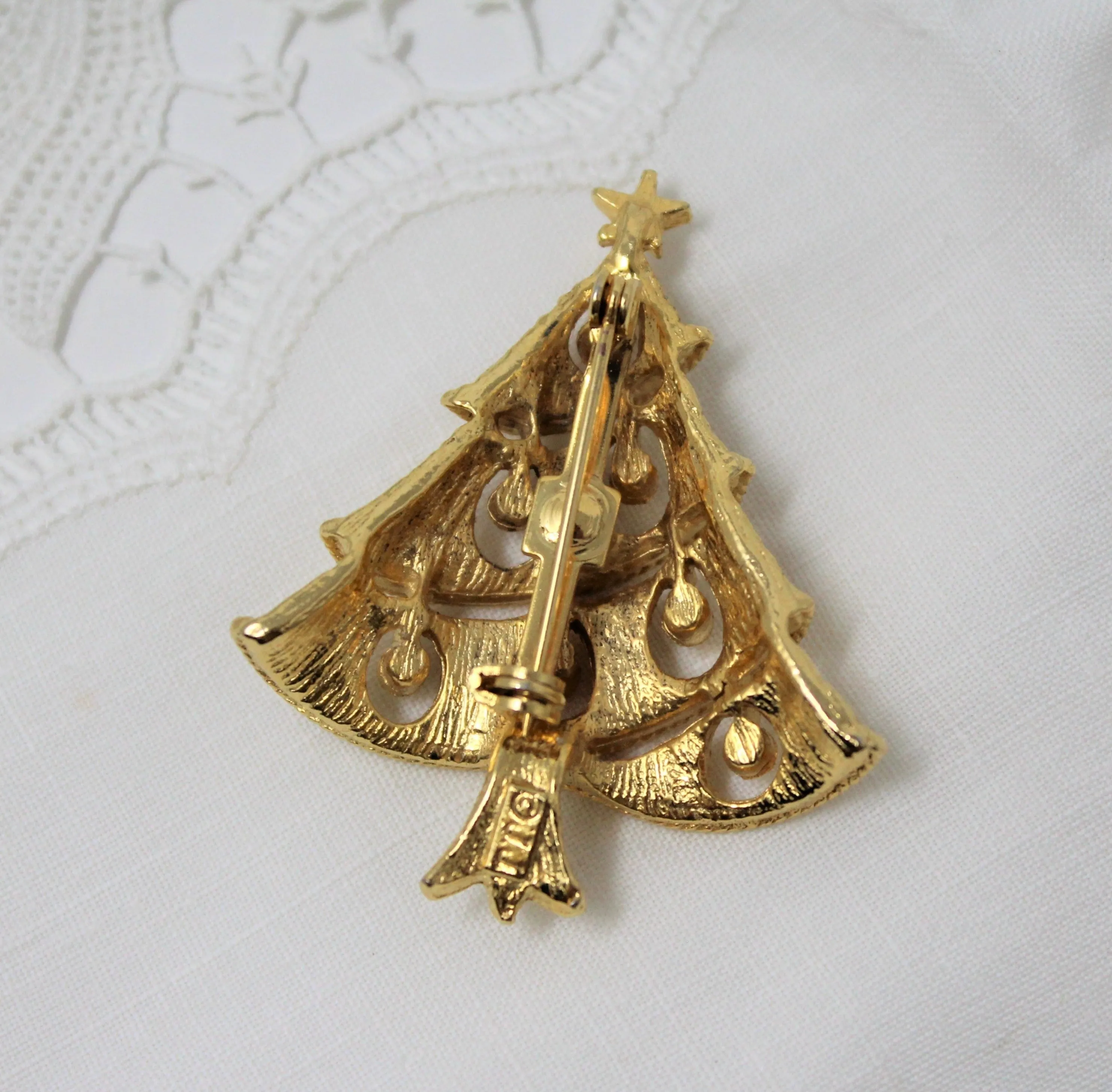 Brooch / Pin, JJ Jonette Christmas Tree, Gold Tone, Vintage