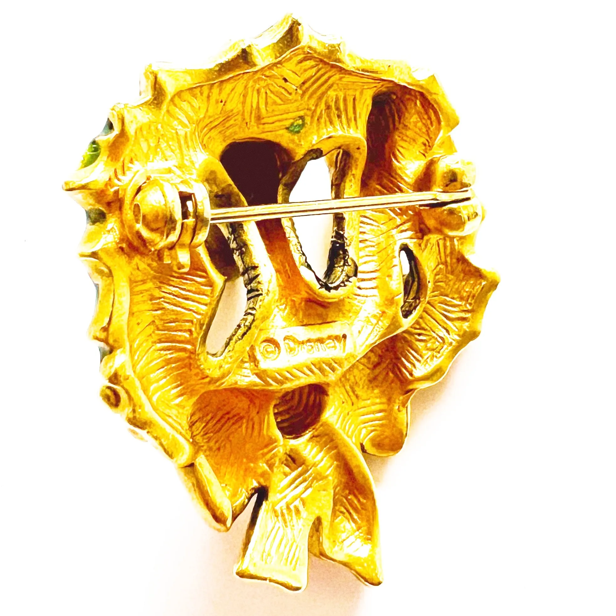 Disney Christmas Wreath  Gold Tone Green Enamel Tigger Brooch Pin