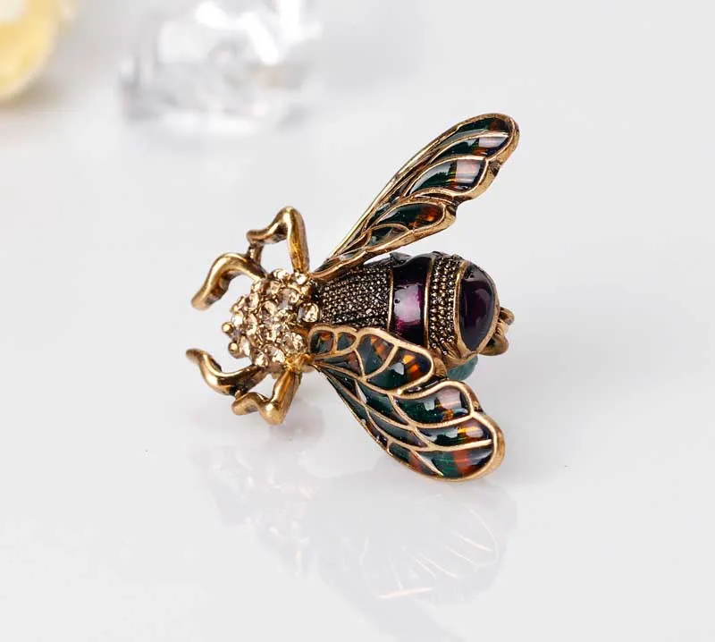 SB262 - Retro alloy drip brooch