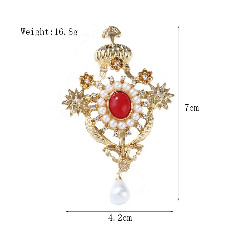 SB356 - Retro Crown Brooch