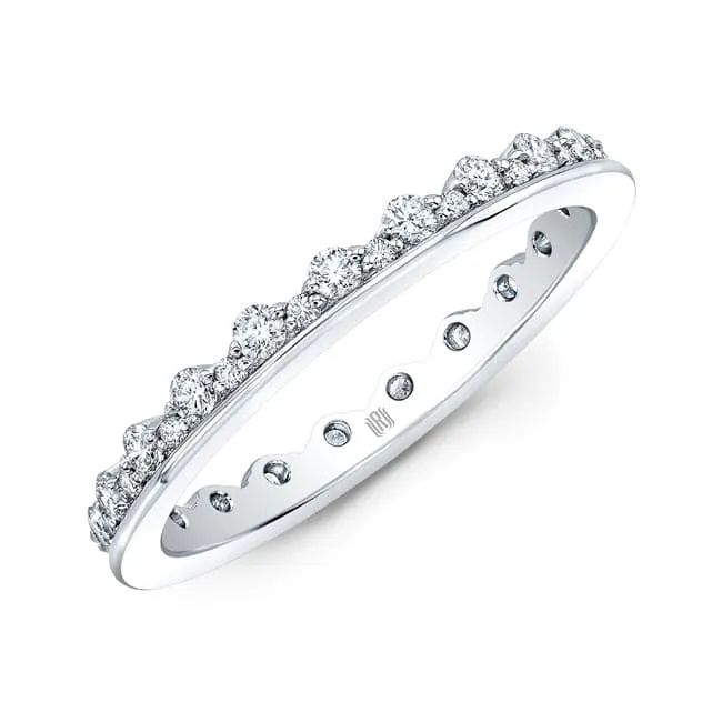 Skeie's Legacy Collection Off-Set Diamond Band