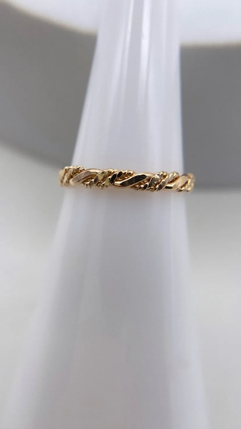 Twist Ring - Gold Filled - Stackable