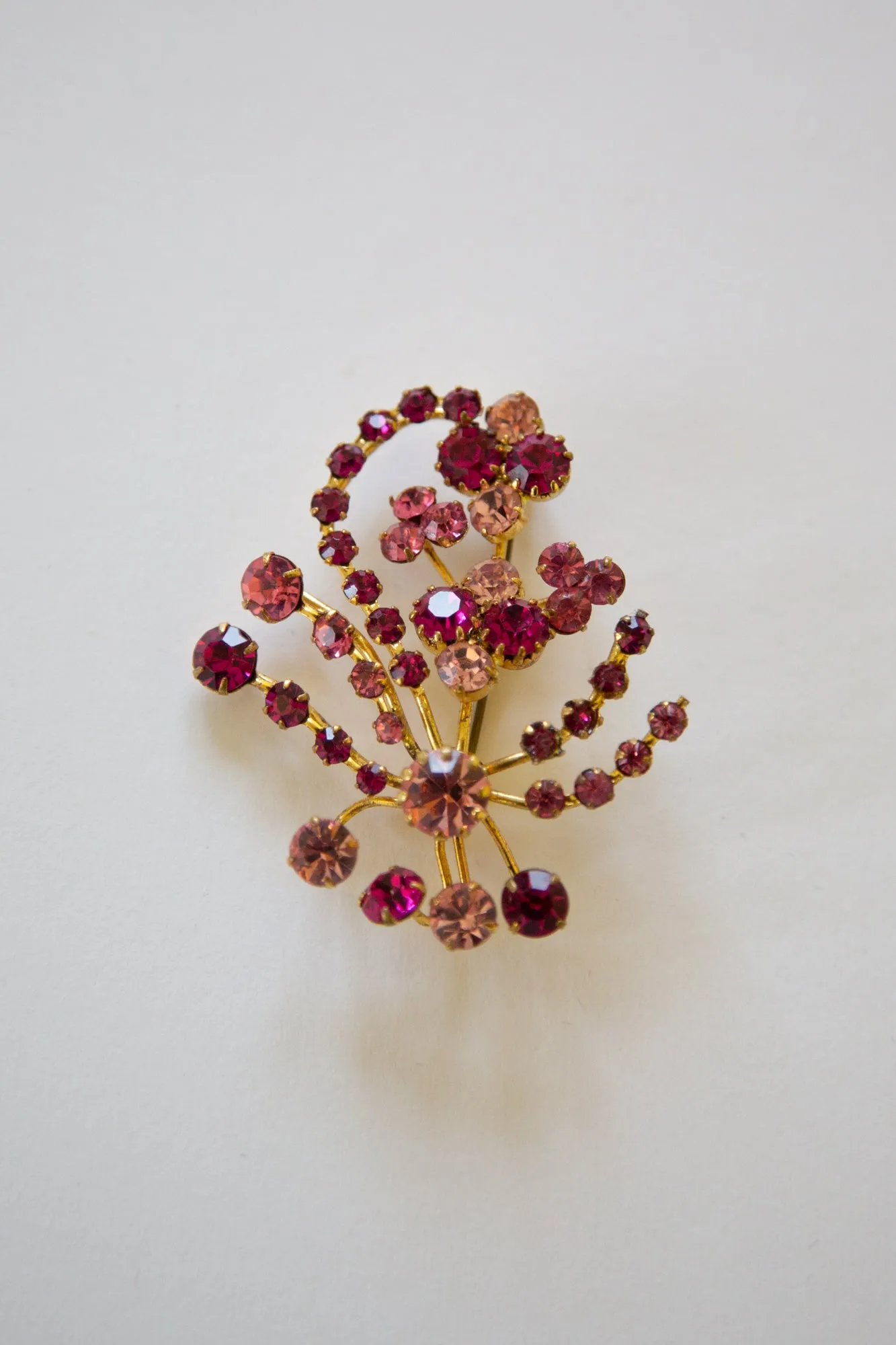 Vintage 1950s Pink Crystal Brooch