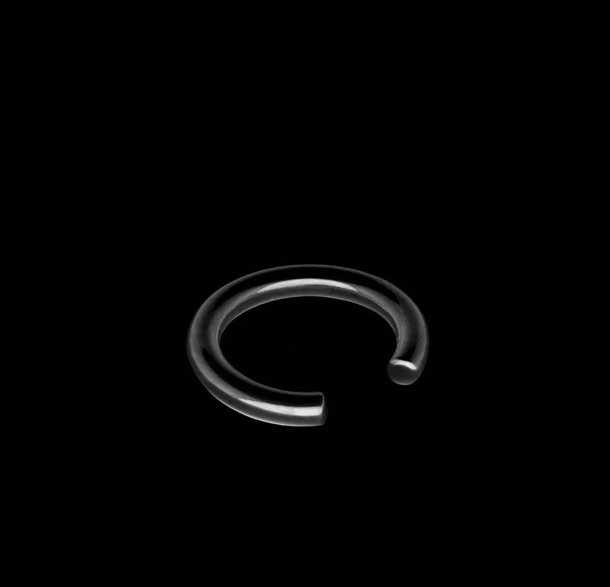 Wide ring
